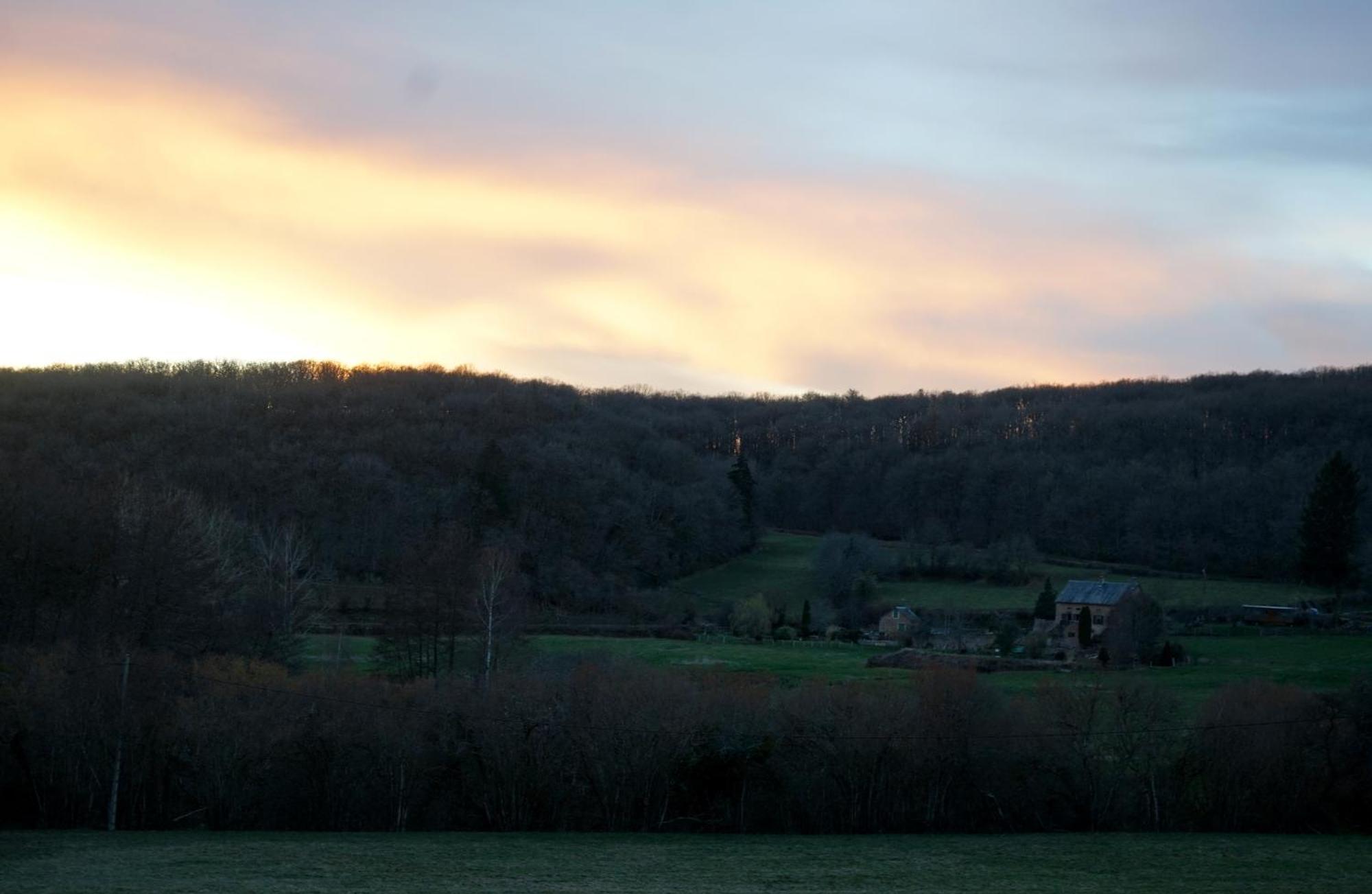 Roulotte Maisonthiers Blanot  Esterno foto