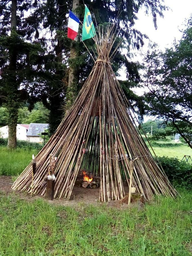 Roulotte Maisonthiers Blanot  Esterno foto