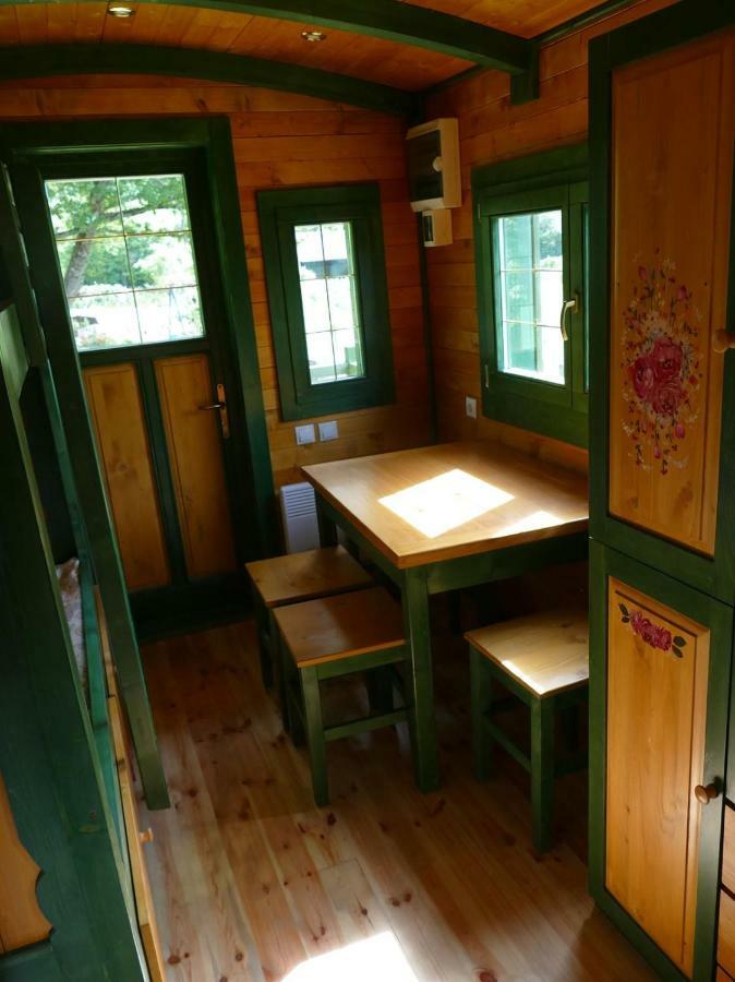 Roulotte Maisonthiers Blanot  Esterno foto